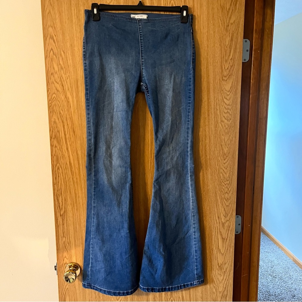 Penny Pull on Free People flare jeans